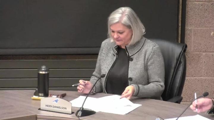 Thumbnail image for Mounds View District 621 School Board Meeting 1-27-26