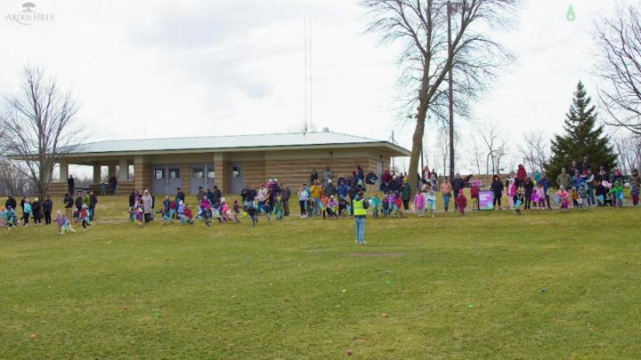 Thumbnail image for Arden Hills Easter Egg Hunt 2026